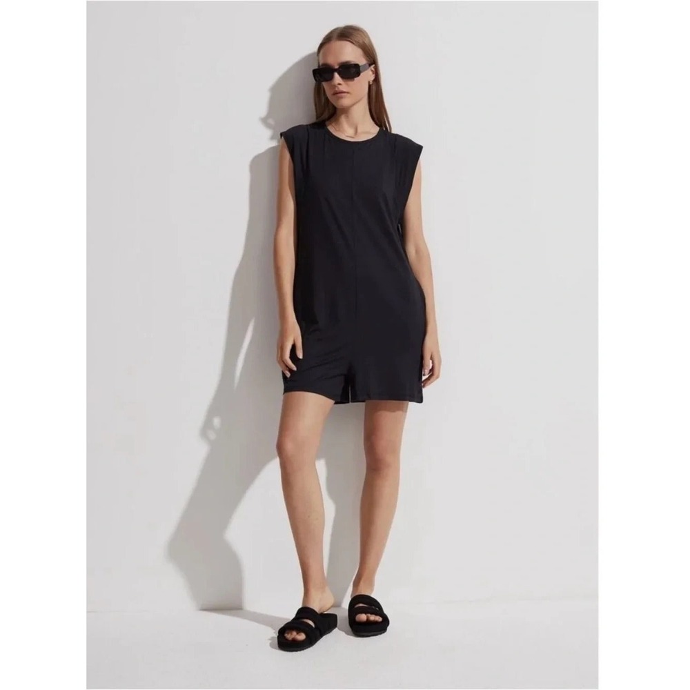 Varley Milling Playsuit Romper Womens Large Black Sleeveless Active Minimalist